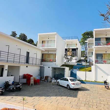 Aura Safari Hotel Vaduvanchal ภายนอก รูปภาพ