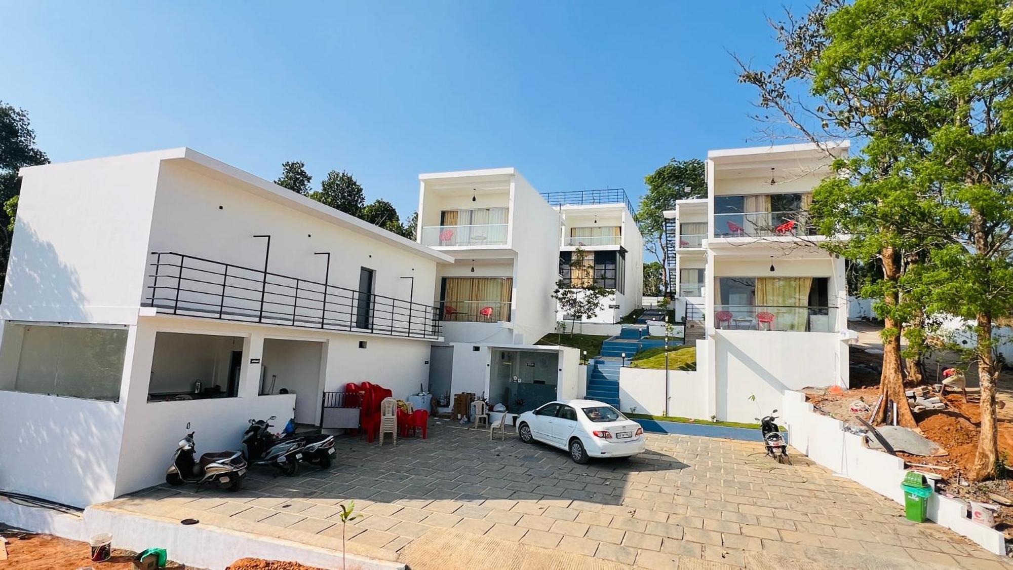Aura Safari Hotel Vaduvanchal ภายนอก รูปภาพ