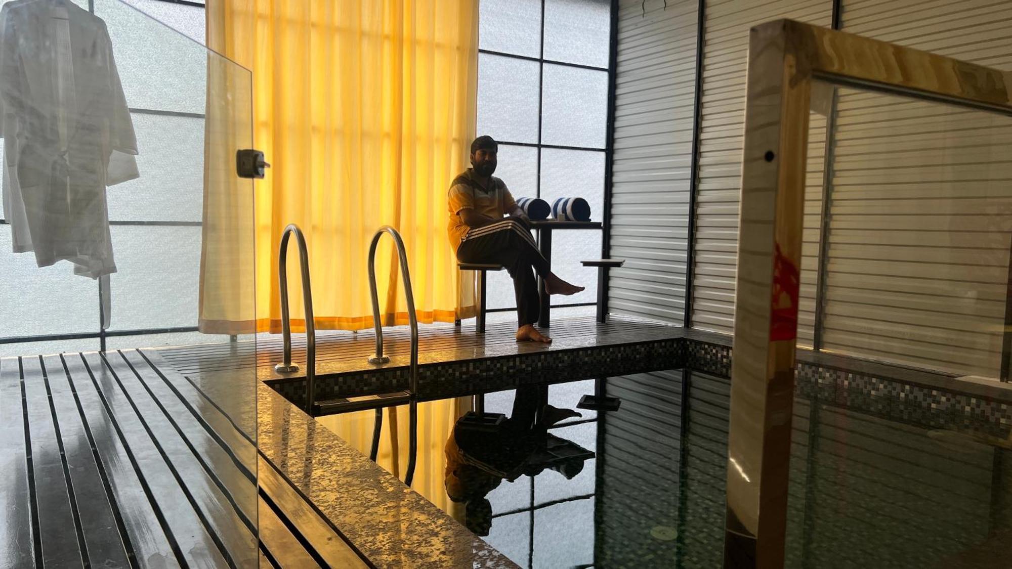 Aura Safari Hotel Vaduvanchal ภายนอก รูปภาพ