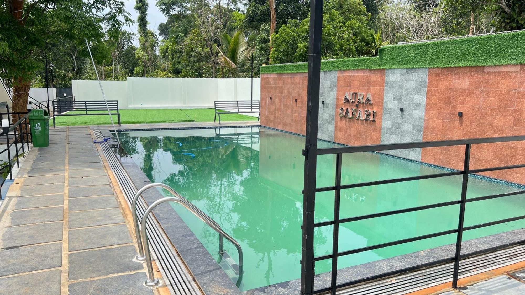 Aura Safari Hotel Vaduvanchal ภายนอก รูปภาพ