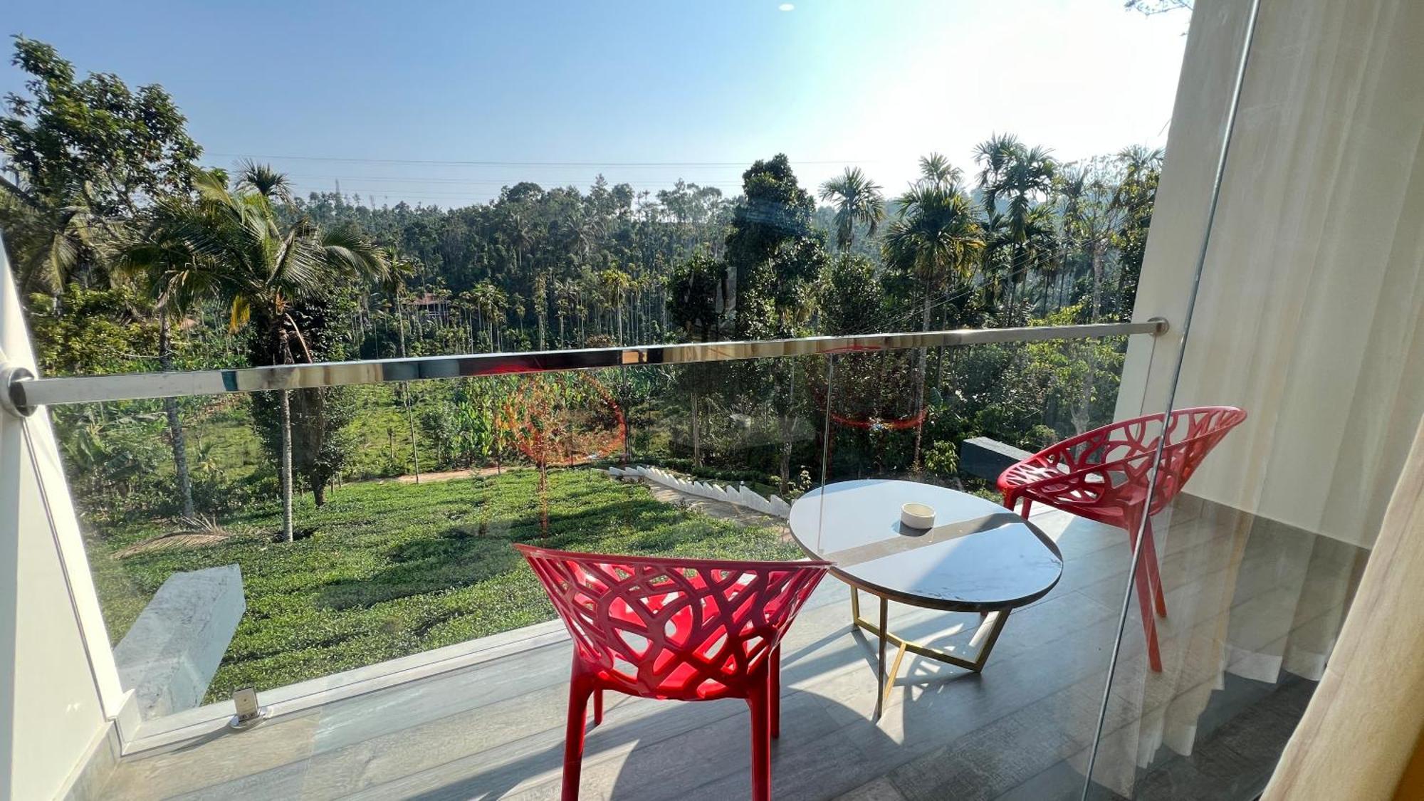 Aura Safari Hotel Vaduvanchal ภายนอก รูปภาพ